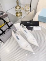 p直销 P直销Pradr 普拉达 上新出厂进口真皮底 Rad* Raf Simons X Aw 早春最新T台走秀铁头系列款 鞋面：进口开边珠牛皮 内里：进口水染
