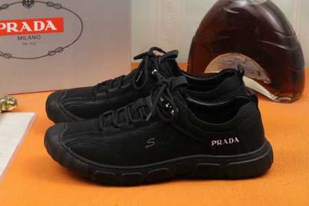 工厂价 高品质 Prad* 普*达新款上市著名奢侈品牌，专柜同步更新，意大利男鞋时尚杂志季刊封面主推款！鞋面采用意大利进口牛皮，透气羊皮内里。原版防滑橡胶大底， - 点击图像关闭