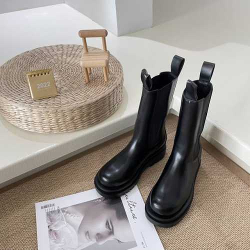 出厂 Bottega Veneta 顶级专柜 官网同步 Bv葆爹天团全系 经典矮筒 中筒靴 真正的经典 永不过时 葆爹穿搭 时尚最前沿 原标 原盒 正确版本 进