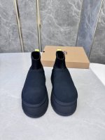 UGG 经典迷你迪普靴 UGG Classic Mini Dipper Boot 经典再现，重新解锁迷你巅峰走在秋冬的时尚前沿 EVA轻质缓震外底 5cm厚底设