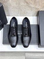 balmain 巴尔曼新款男士皮鞋 面料采用进口原版牛皮 车缝线工艺打造 全进口胎牛皮 看得见的质感 重工车线 标配Logo牛皮垫脚 大牌体验 上脚柔软舒适 男