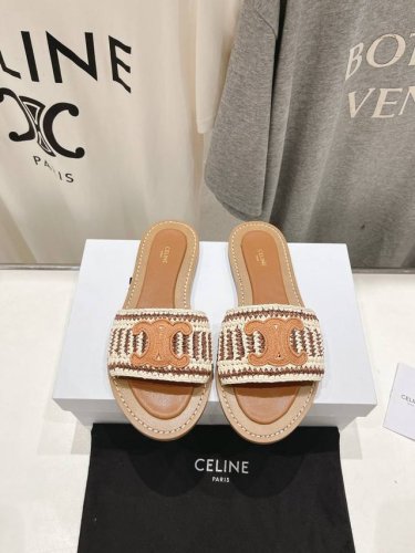 高版本出厂 Celine*塞琳2025Ss思琳初夏新款凯旋门Logo凉拖鞋 高级感十足 网红Ins种草神器、非常复古风、气场十足单品、设计风格非常新颖、高档且非