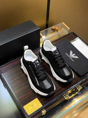 商品名称：Armani 阿玛尼 正规码数: 38-44 休闲鞋 商品材料：精选 牛皮鞋面，柔软羊皮垫脚；原厂特供大底。