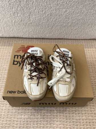 P380早春Miumi*U X New Balanc*E联名走秀款 半拖 超级无敌大热门无论你如何穿搭请都不要放过这一双530系列的运动鞋 非常好搭配！ 洋气到 - 点击图像关闭