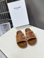 Celine思琳凯旋门春夏新款勃肯拖鞋 高级感十足 网红Ins种草神器 非常复古风 气场十足单品 设计风格非常新颖 高档且非常舒适.压印Celine标志彰显品牌