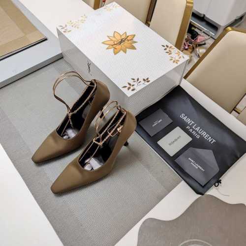 SAINT LAURENT ” SYL圣罗兰 顶级版本25SS众明星网红追捧的圆柱体细高跟，环脚踝字母金属脚链真丝单鞋。SYL 2025官方VIP 贵宾版金花磁