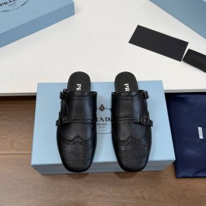 福利价 高品质！Prada 25ss 普拉达走秀款复古布洛克雕花皮鞋系列25年专柜走秀款 复古感时髦满满 随意百搭 时尚休闲 独到味道 轻松驾驭 休闲时髦 两不