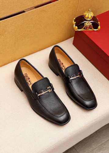商品商标：Ferragamo 菲拉格慕 休闲皮鞋 正码码数: 38-44 45订制 商品材料：精选 进口头层荔枝纹牛皮鞋面+奢华五金扣，进口水染牛皮内里。强烈立