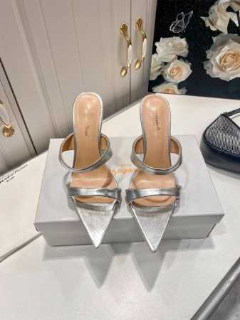 橙子出厂价p gianvito Rossi 一字带尖头高跟凉鞋 高跟鞋 设计超酷 经典百搭 上脚舒适 随意搭配皆可完美呈现 优雅风格 创造不一样的感觉 跟高 7 - 点击图像关闭