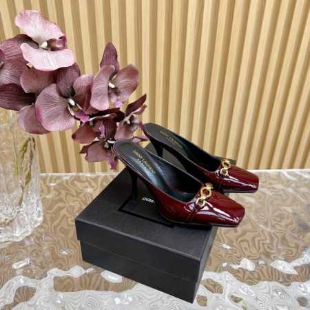 YSL 圣罗兰 SS2024夏季新品 走秀款高跟凉鞋 2024全新春夏系列后带方扣高跟凉鞋 ！ 尖头高跟拖鞋淡淡的夏日里怎么少得了一双仙女鞋 各种小裙子搭配起来 - 点击图像关闭