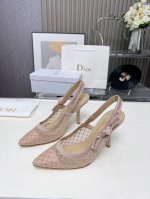 橡胶底 真皮底 顶级版本 迪奥 Dior 刺绣高跟鞋 刺绣图案 字母logo织带凉鞋款 2024春夏最新提花刺绣图案凉鞋款. 烫钻点缀 原版购入. 特订材料.