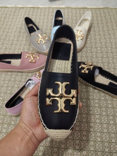 橙子出厂价P Tory Burch 夏季新款 Tb草编渔夫鞋 一脚蹬乐福鞋 金属圆扣# 码数：35-41