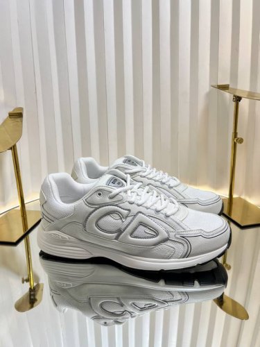 代购级 情侣款 Dior B30 迪奥最新火爆情侣休闲鞋 撞脸Nb？现已是D奥B30 时代 顺应复古市场趋势的 Dad Shoes 风格鞋款！ 鞋舌上的Dior