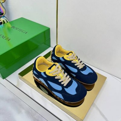 出厂价pp 男+50 bottega Veneta Bv葆蝶家 25Ss新款 阿甘鞋 德训运动鞋 sneaker科技尼龙和绒面打造 灵感来自复古球鞋 全新演绎经