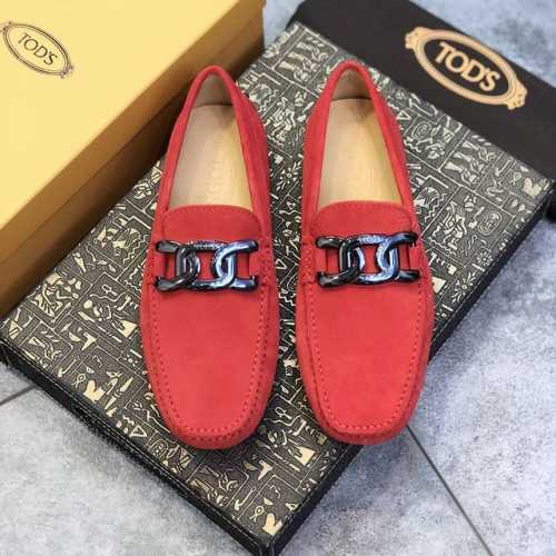 Tods 男士豆豆鞋 专柜同步新款 高端品质 磨砂皮杏色牛里.原版包装。红色，尺码38-45。。。