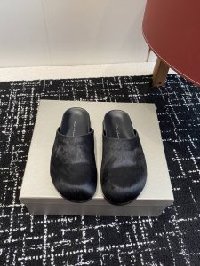 代购级 Rick Owens新款，弧形勃肯半拖 情侣款 系列Megalce Mule Granola 暗黑先锋五芒星疯狂系带款家族标识设计.牛皮四合扣后带还可以
