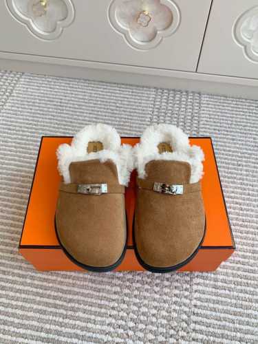 男女同款 Hermes 爱马仕H家 Kelly扣穆勒鞋包头羊毛拖鞋 顶级品质 鞋面：进口牛京 定制进口羊毛，原版开模大底 size：35-46