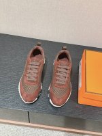 顶级品质 Herme S Ss24 New Arrival～ 专柜大热情侣款，H家配货首选鞋履！ 这双 Bouncing Sneaker 是爱马仕经典款 每一季
