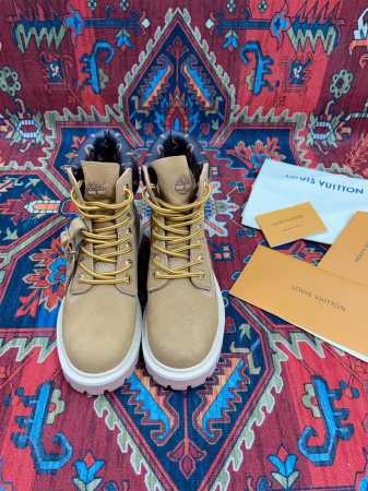 代购级别顶级品质 Louis Vuitton x Timberland联名 Via Instagram Lv 24ss 早秋 添柏岚 大黄靴 今年 1月 LV - 点击图像关闭