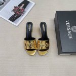 橙子出厂价p versace 范思哲 初夏新款 美人头粗跟拖鞋 休闲凉拖 跟高 7Cm 码数 35-42