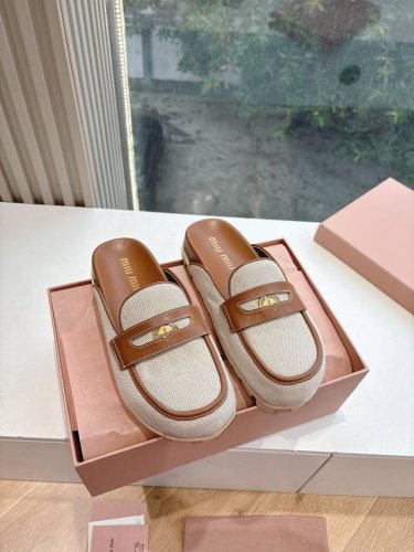 所见即所得G0286独家上新Miu Miu2025春夏系列厚底包头穆勒魔术贴拖鞋凉鞋Zp开发 原版拆卸 对版编制版本 Miu真的太少女啦鞋面：原版材质鞋底：原版