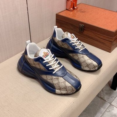 新款: 厂价: 古奇gucci* 最新爆款休闲鞋，顶端品牌奢侈～代购，顶级～质量。鞋面選用进口透气牛皮搭配材质透气羊皮垫脚 精细做工。原版个性时尚柔软橡膠耐磨防