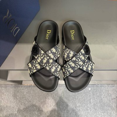 码数38-45 Dior迪奥 最新款H-Town 系列 Oblique 厚底 拖鞋 凉鞋 原版购入开发 做货 这款 Dior H-Town 凉鞋致敬运动风格经典
