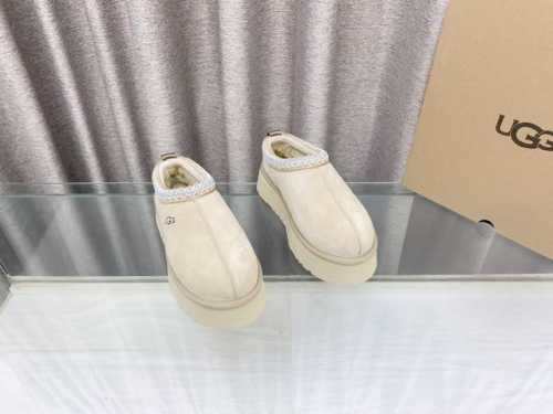 油叽叽#秋冬新品 塔茨TAzz厚底拖鞋 新款毛拖采用民族风编织刺绣复古又时髦，超舒适一脚蹬，超多明星在穿，ins小红书有多火不用我多说，一到季节就断货的节奏！
