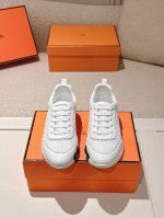 ΗErmes 女少情侣款.Size:35-44 45定做 爱马仕H家经典情侣款 休闲运动鞋 情侣款休闲之履运动老爹鞋结合高科技帆布与麂皮山羊皮，在橡胶鞋底上饰以