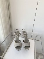 小香2025春季新品 ～小香高跟凉鞋！同原版1：1复制！非市场普通版本。面料：羊皮内里：羊皮跟高：8.5cm码数：35-39 40定做不退换