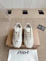 Ash Kasar Mesh 德训鞋 艾熙春夏新款 意大利轻奢潮牌 德训鞋 小白鞋优质牛皮多彩鞋标透气孔设计坚韧 休闲系列 简约设计的冲孔透气鞋身 搭配轻盈回弹