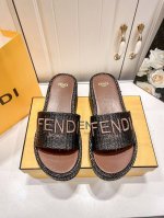 橙子出厂价p fendi 芬迪 春夏新款 松糕厚底增高凉拖鞋 设计灵感改创于今年秀场的主推系列鞋履 当季新品拖鞋 众所周知 鞋子永远设计为高级感满满的 高端大气