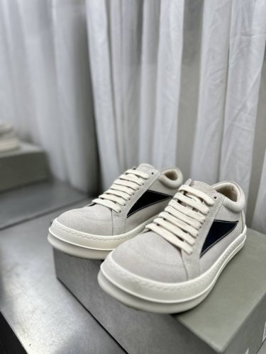 厚底 超酷潮鞋 机车靴 Rick Owens-24FW 厚底 RO 系列 牛皮系列 高品质 男款10 黑色牛皮Rick Owens 到2024至今的大热款 懂得