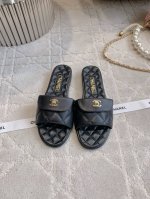 出厂价p Chane*新款平底拖鞋 经典度假风 双 Logo装饰简约清爽 百搭单品 鞋面小牛皮 内里垫脚羊皮 意大利真皮大底 尺码35-39 40 41定做