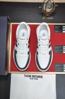 THOM BROWNE 汤姆.布朗 TB官网同款原单爆款运动鞋 头层牛皮加透气布料1：1原板 羊皮内里鞋身配件一比一开模 专柜品质 亲们你还为穿着搭配鞋发愁那这