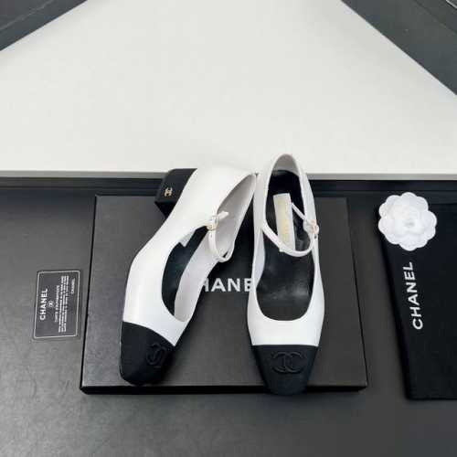 工厂价 顶级品质！Chanel 小香25C早春新品、高跟鞋 粗跟方头玛丽珍单鞋香奶奶家一贯的优雅名媛气质 高级感十足上脚非常nice～极简的配色深入人心~本年度