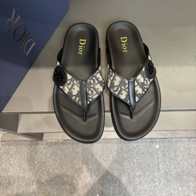 码数38-45 Dior迪奥 最新款H-Town 系列 Oblique 厚底 拖鞋 凉鞋 原版购入开发 做货 这款 Dior H-Town 凉鞋致敬运动风格经典