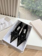 G887Jimmycho*吉米周早春爆品 顶版 尖头花朵高跟鞋 这也太仙了叭 像艺术品一样美到窒息的花朵 很生动形象 很温柔很仙女 仿佛能闻到花的香气时尚的仙女
