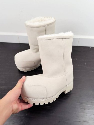 短款 中款 高款 男款加10 balenciaga 巴黎世家 大头靴雪地靴 情侣款 时尚不分季节，泰国明星fourth在30几度的天气穿着巴黎世家2024 洛杉