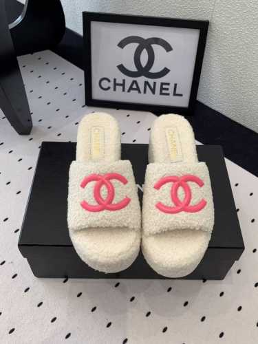 Chanel新款厚底毛毛拖鞋 高版本 上脚时髦潮流好看 手感细腻柔软丝滑 进口一体羊毛鞋面 原版开模防滑橡胶底 Size:35-39 40 41订做
