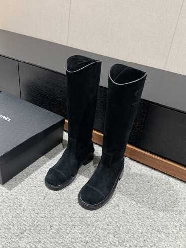 顶级品质 Chanel fw24 new arrival～ 小香2024秋冬新款｜长筒骑士靴 小香每年都有类似款马靴，今年这款感觉 更有型，简约时髦 上脚超级舒
