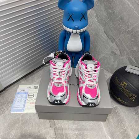 新货巴黎7.0 Bal*Nciag X Kith X复古野跑姥爹潮流百搭慢跑鞋 全球限量 600 双 巴黎全新联名款 全部采用原档案原楦数据开发 1:1比例克重 - 点击图像关闭