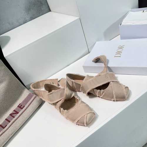 高品质出厂 ！顶级品质Dior 迪奥 25春夏新品 顶级版本舒适好穿的套包单鞋！ 新品绸缎布面绑带芭蕾鞋！经典优雅元素，高定绸缎！高级感十足！国内外博主刷爆的一