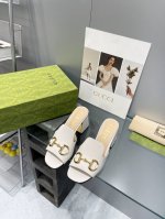 p直销 女鞋 女装 Gucci 早春马衔扣新款粗跟复古鞋 网红爆款凉鞋 超级百搭时尚单品。原版1:1定制。值得一提的是包装，今年G家的包装真的高大上，原版包装献