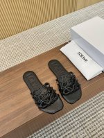 loewe 25夏季限定镂空拖鞋，三色可选，码数34-43 价格p：橡胶底 真皮底