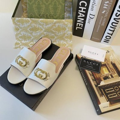 橙子出厂价p gucci 古驰 夏季新款 金属扣饰平底拖鞋 休闲凉拖 码数 35-42