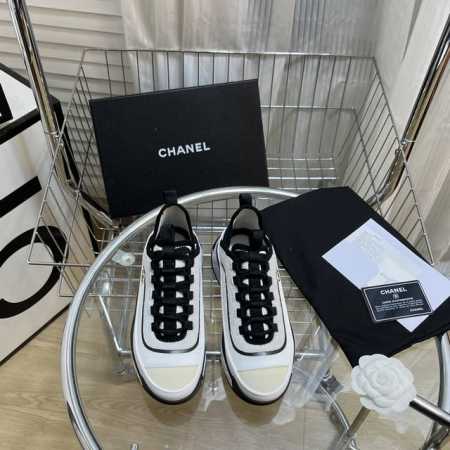出厂价 滴胶新色 chanel 香奈儿情侣款小香休闲运动鞋老爹鞋情侣款 专柜原版1：1，每个颜色精确对版，内标打码。 面料采用：原版进口牛绒+进口布料+滴胶片 - 点击图像关闭