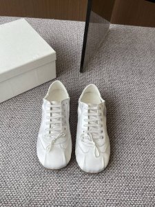 真丝 Abra 小众潮牌 25Ss 春夏新款 蝴蝶结平底芭蕾舞鞋 春日Ootd穿搭 甜酷女孩不能错过的芭蕾舞鞋 太时髦了有点甜甜的复古味儿 面料 原版进口真丝