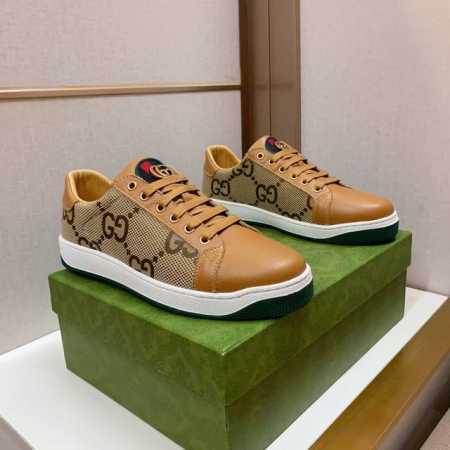 工厂价 G家* 休闲新品上市 鞋面采用牛皮配印花面料舒适羊皮内里，橡胶耐磨大底，鞋型饱满，立体感十足时尚、新颖标准码数：38-44。两色可选。 - 点击图像关闭