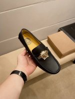实价 Verace 范思哲官方旗舰店男士四季休闲豆豆鞋 最新元素潮爆全球 官网火爆热卖 原版版本 专柜一比一 鞋面意大利进口原版头层荔枝纹牛皮性感美灶莎头像金属